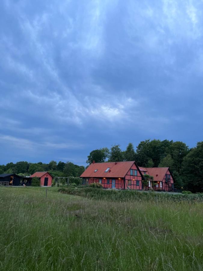 Villa Hasselbacken Garsnas Exterior photo